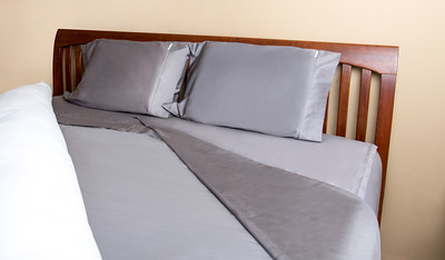 Cal Twin Size Bedding - QuickZip Sheet