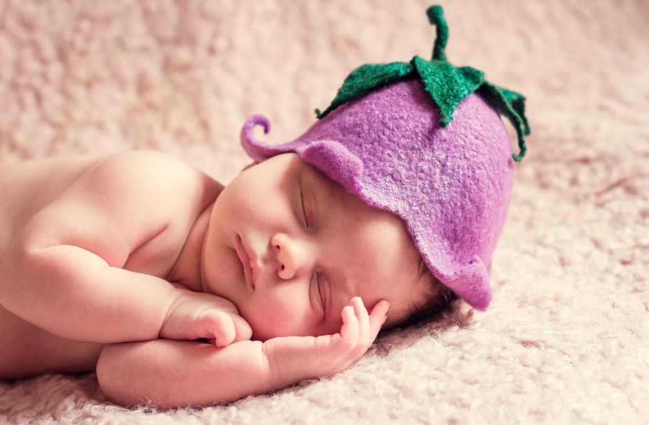 5 Creative Baby Announcement Photo Ideas